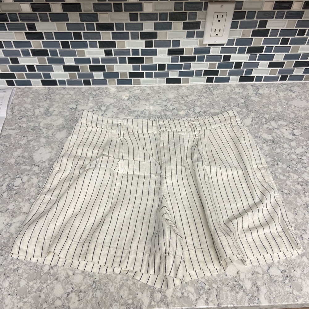 A New Day Striped Linen Blend Shorts (12) - Picture 5 of 7